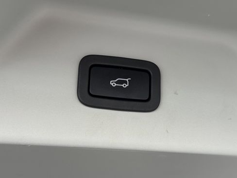 Used 2020 Land Rover Range Rover HSE AWD/4WD image 14