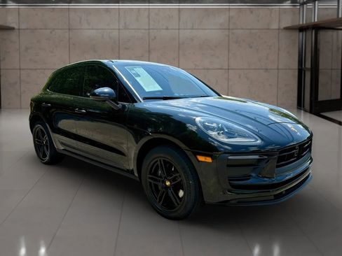 Used 2023 Porsche Macan AWD/4WD image 12