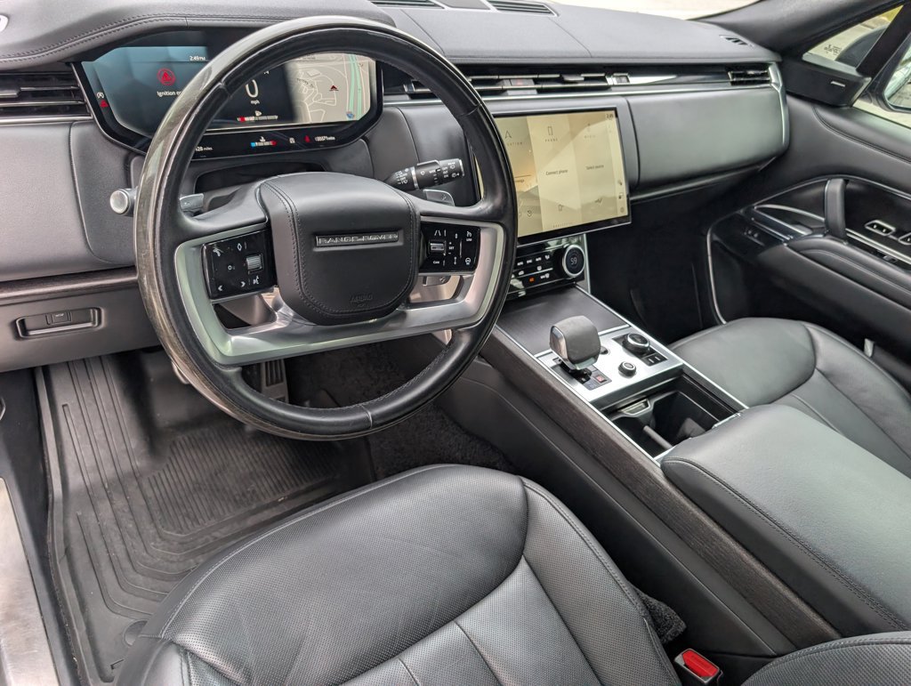 Used 2023 Land Rover Range Rover SE AWD/4WD image 4