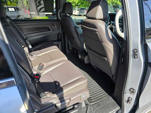 Used 2024 Honda Odyssey Elite image 13