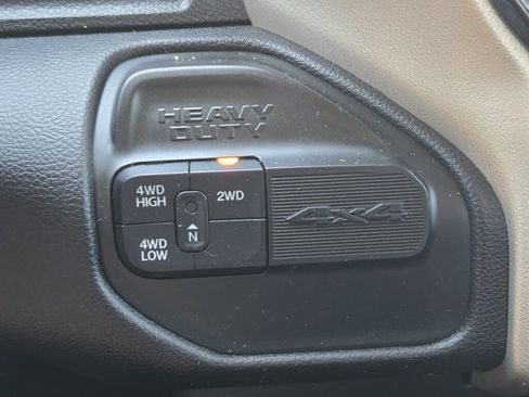 Used 2023 RAM 2500 Laramie AWD/4WD image 25