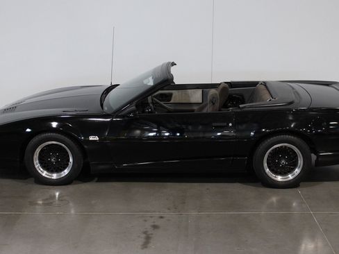 Used 1992 Pontiac Firebird Convertible RWD image 20