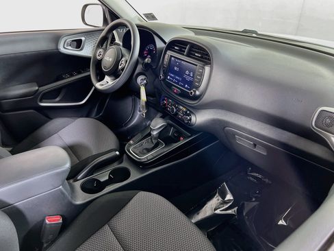 Used 2022 Kia Soul LX w/ Technology Package FWD image 26