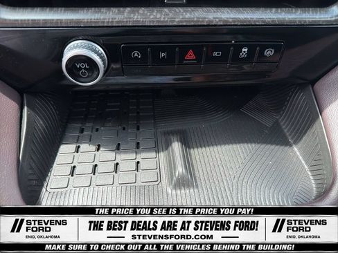 Used 2025 Ford Explorer Platinum AWD/4WD image 27