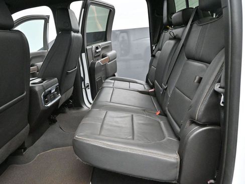 Used 2022 Chevrolet Silverado 2500 High Country AWD/4WD image 31