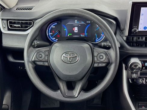 Used 2024 Toyota RAV4 XLE image 32