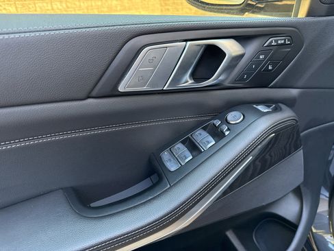 Certified 2022 BMW X7 xDrive40i image 14