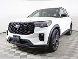 Used 2025 Ford Explorer ST image 2