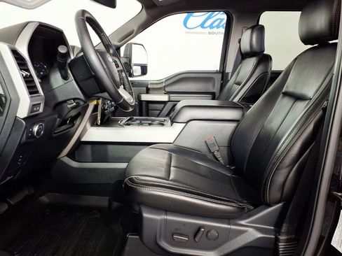 Used 2020 Ford F250 Lariat w/ Lariat Value Package AWD/4WD image 9