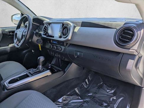 Used 2021 Toyota Tacoma SR5 RWD image 20