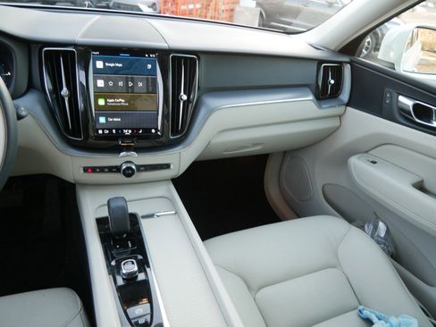 Certified 2023 Volvo XC60 T8 Core image 12