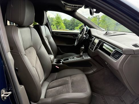 Used 2015 Porsche Macan S AWD/4WD image 32