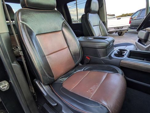 Used 2021 Chevrolet Silverado 3500 LT w/ Convenience Package image 21