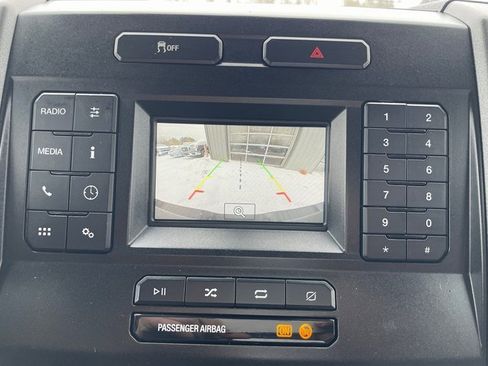 Used 2020 Ford F250 XL w/ Power Equipment Group image 20