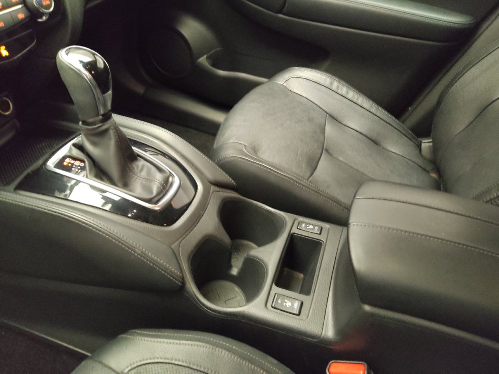 Used 2018 Nissan Rogue SL FWD image 26