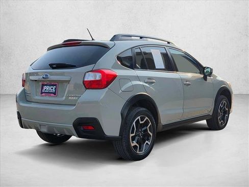 Used 2016 Subaru Crosstrek 2.0i Premium AWD/4WD image 5