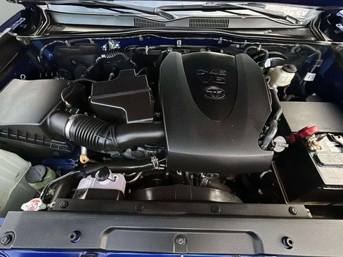 Used 2022 Toyota Tacoma SR5 image 13