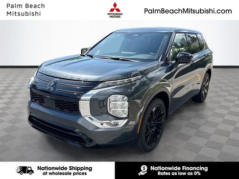 New 2026 Mitsubishi Outlander LE FWD image 1