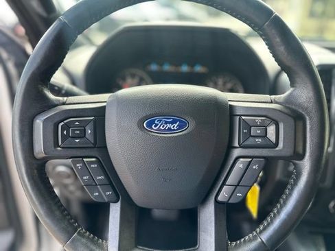 Used 2019 Ford F150 XLT w/ Equipment Group 302A Luxury AWD/4WD image 4