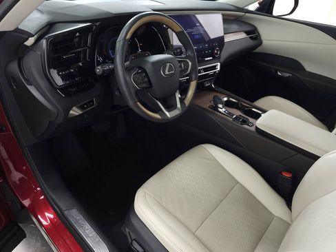 Used 2024 Lexus RX 350 Premium Plus w/ Convenience Package AWD/4WD image 16