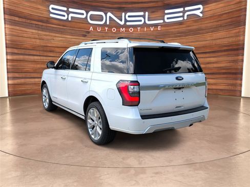 Used 2019 Ford Expedition Platinum AWD/4WD image 3