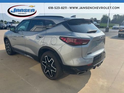 Used 2023 Chevrolet Blazer RS w/ Driver Confidence II Package FWD image 4
