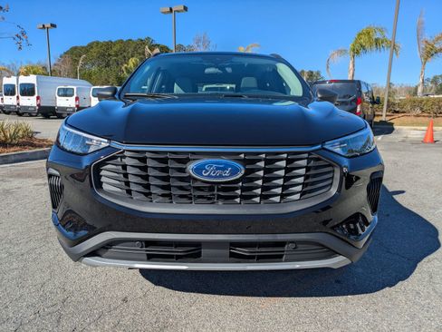 New 2026 Ford Escape Active w/ Active Premium Tech Pack image 10