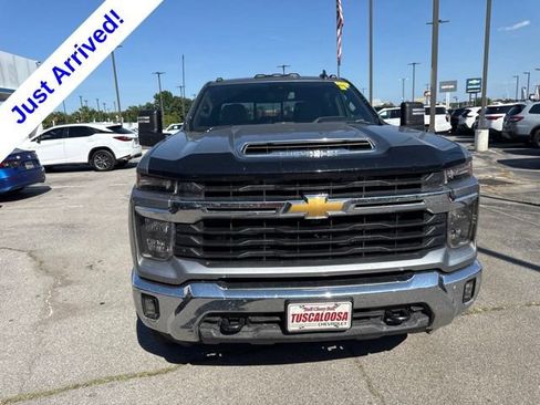 Used 2024 Chevrolet Silverado 2500 LT w/ All Star Edition AWD/4WD image 8