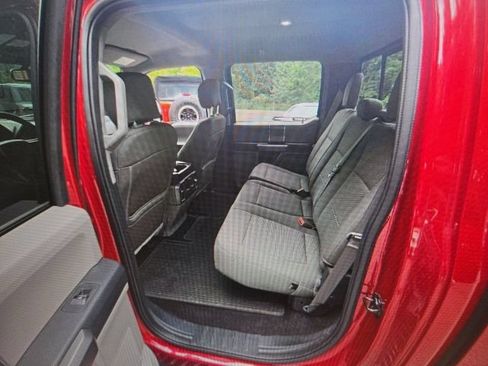Used 2019 Ford F150 XLT w/ Equipment Group 302A Luxury AWD/4WD image 8