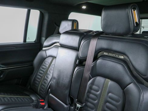 Used 2024 Rivian R1S Adventure AWD/4WD image 23