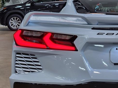 Used 2021 Chevrolet Corvette Stingray Preferred Cpe w/ Z51 Performance Package RWD image 18