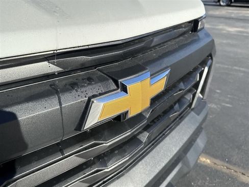 New 2026 Chevrolet Colorado W/T image 17