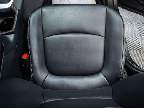 Used 2019 Toyota RAV4 Limited w/ All Weather Liner Package AWD/4WD image 33