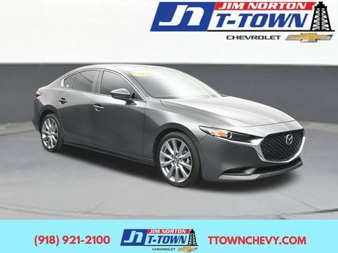 Used 2020 MAZDA MAZDA3 Sedan w/ Select Package FWD image 1
