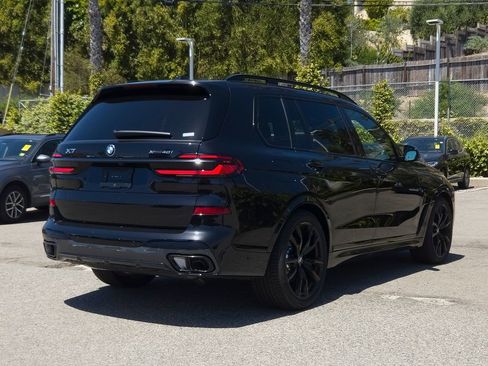 New 2026 BMW X7 xDrive40i AWD/4WD image 18