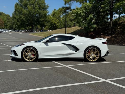 Used 2020 Chevrolet Corvette Stingray Preferred Cpe w/ 2LT Preferred Equipment Group RWD image 6