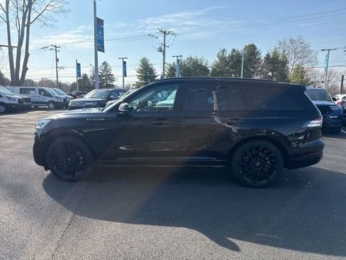 Used 2022 Lincoln Aviator Reserve w/ Equipment Group 201A image 4