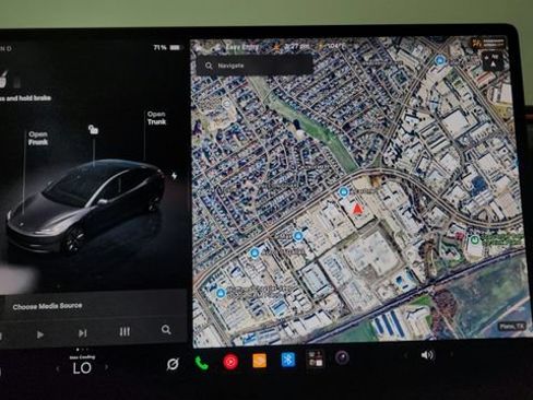 Used 2025 Tesla Model 3 RWD image 82