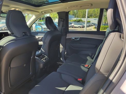 New 2026 Volvo XC90 B5 Core image 5
