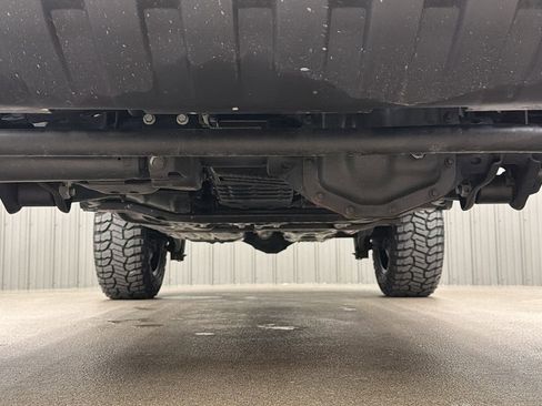 Used 2025 Jeep Wrangler Unlimited Sahara w/ Safety Group AWD/4WD image 15