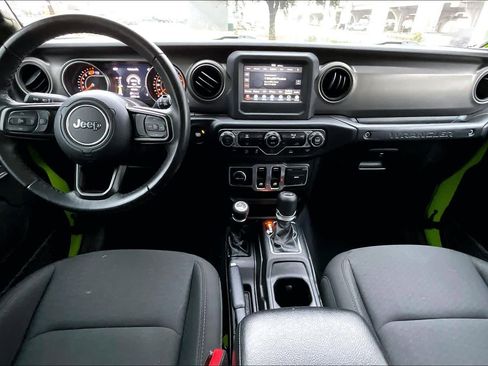 Used 2021 Jeep Wrangler Sport S image 12