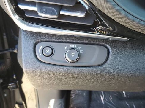 New 2026 Buick Envista Sport Touring image 29