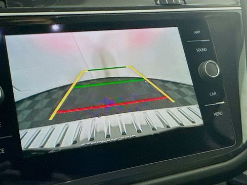 Used 2024 Volkswagen Tiguan Wolfsburg Edition image 22