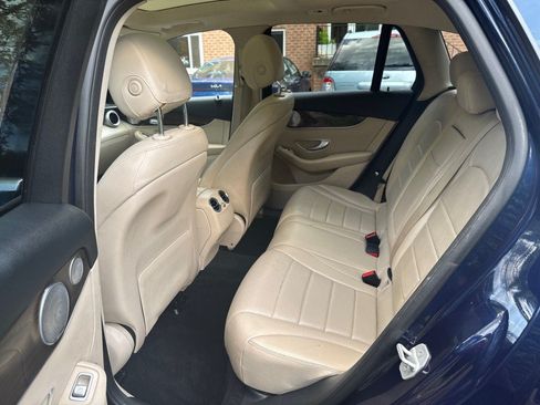 Used 2016 Mercedes-Benz GLC 300 4MATIC image 34