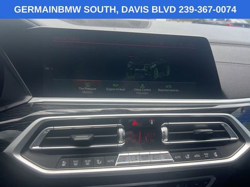 Certified 2022 BMW X7 xDrive40i w/ M Sport Package AWD/4WD image 11