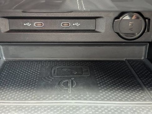 Used 2024 Volkswagen Tiguan SEL R-Line AWD/4WD image 24