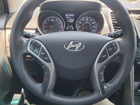 Used 2016 Hyundai Elantra GT FWD image 18