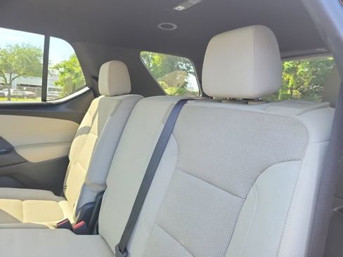 Certified 2023 Chevrolet Traverse LS FWD image 10