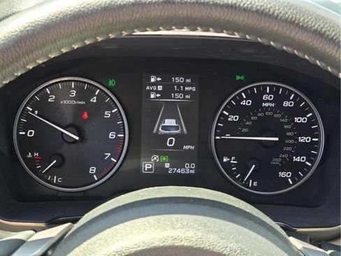 Used 2025 Subaru Outback Limited AWD/4WD image 11