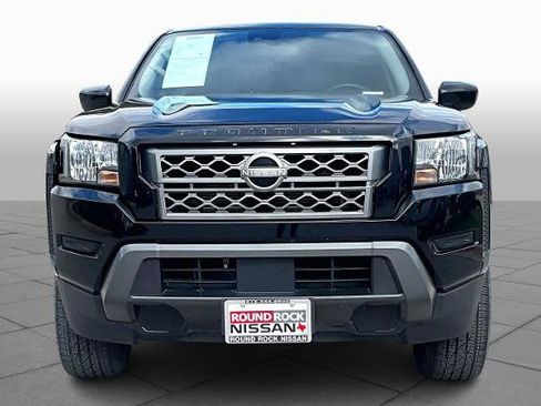 Certified 2022 Nissan Frontier SV w/ Technology Package image 3